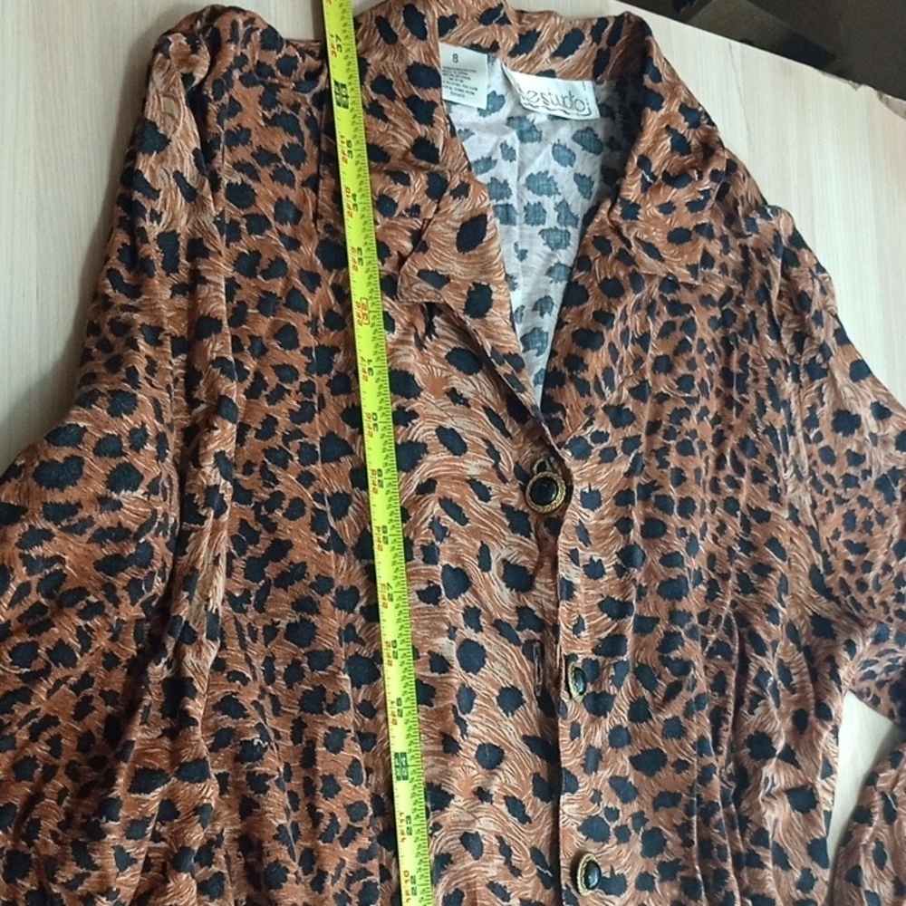 Che Studio Leopard Print Button-Up DRESS - Picture 3 of 15